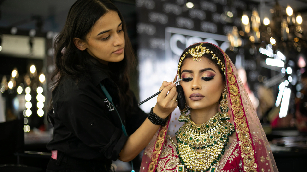 YOU CAN DO IT! TIPS TO BECOMING AN ACE MAKEUP ARTIST